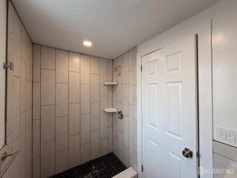 1020 Raritan Avenue Highland Park NJ 08904