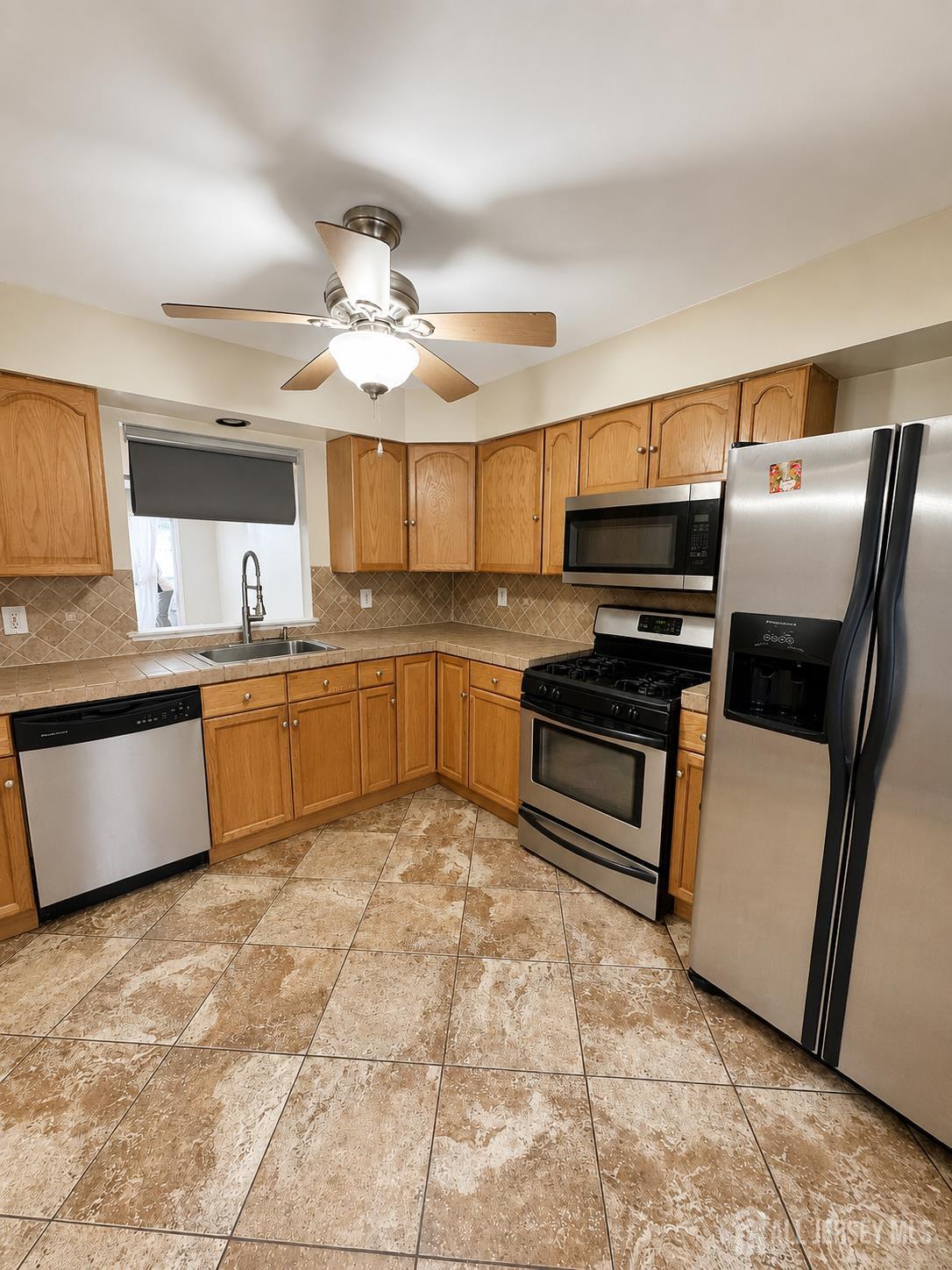 410 Johnstone Street Perth Amboy NJ 08861