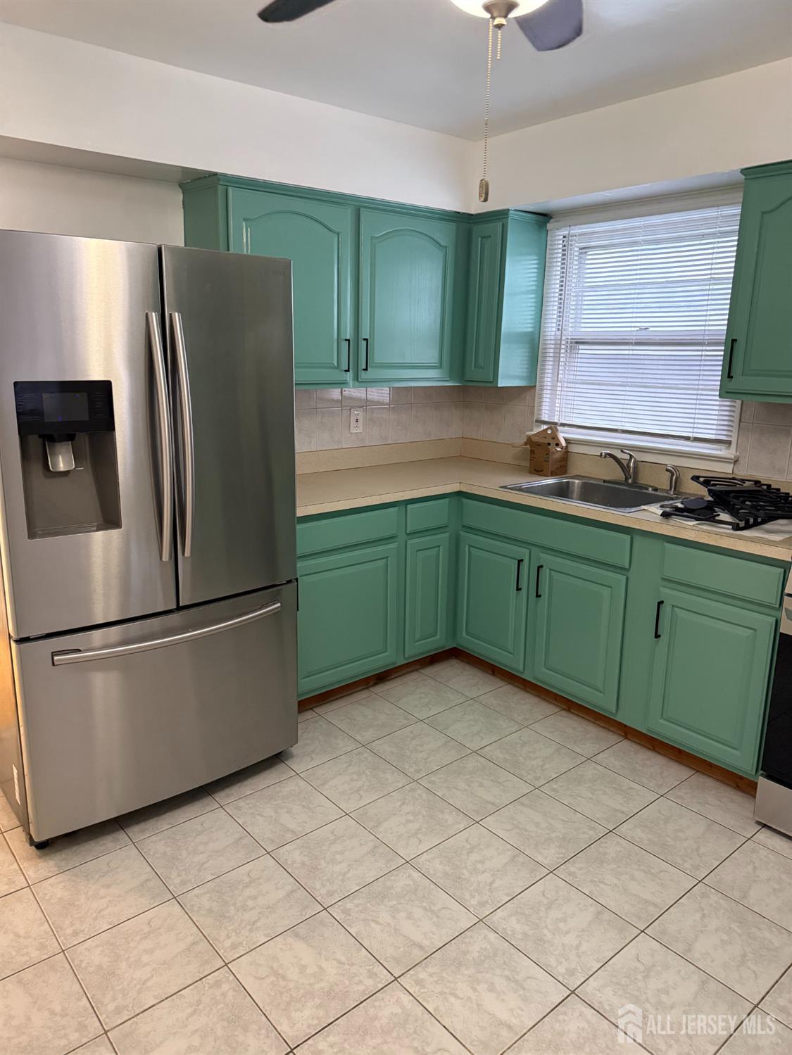466 Teneyke Place Rahway NJ 07065