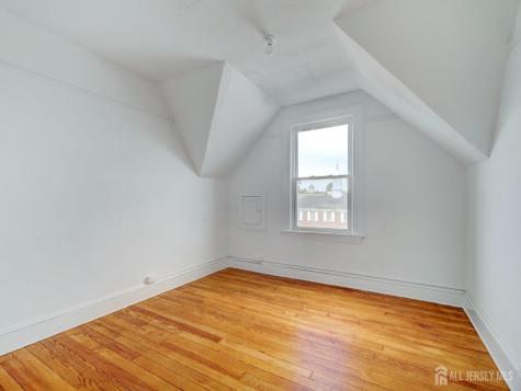 444 N Broad Street Elizabeth NJ 07208