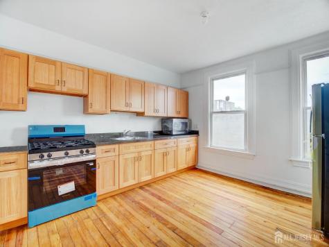 444 N Broad Street Elizabeth NJ 07208