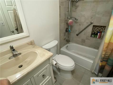 144 Beverly Hill Terrace Woodbridge Proper NJ 07095