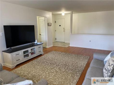 144 Beverly Hill Terrace Woodbridge Proper NJ 07095
