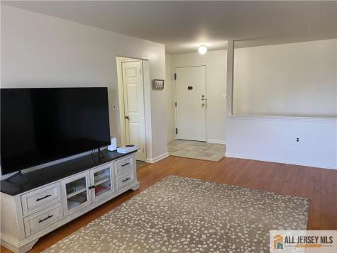 144 Beverly Hill Terrace Woodbridge Proper NJ 07095