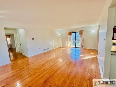 144 Beverly Hill Terrace Woodbridge Proper NJ 07095