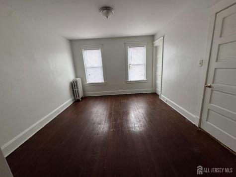 7 Maple Street New Brunswick NJ 08901