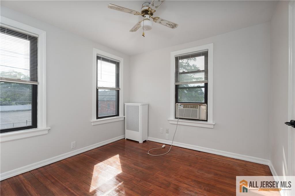 12 Fox Road Edison NJ 08817