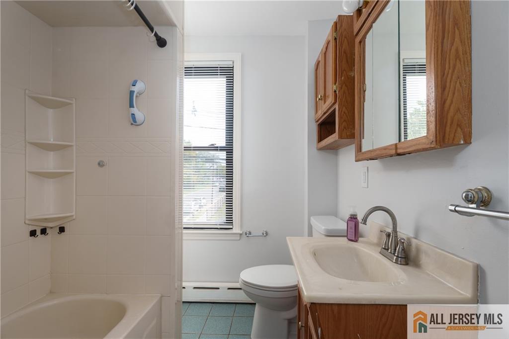 12 Fox Road Edison NJ 08817