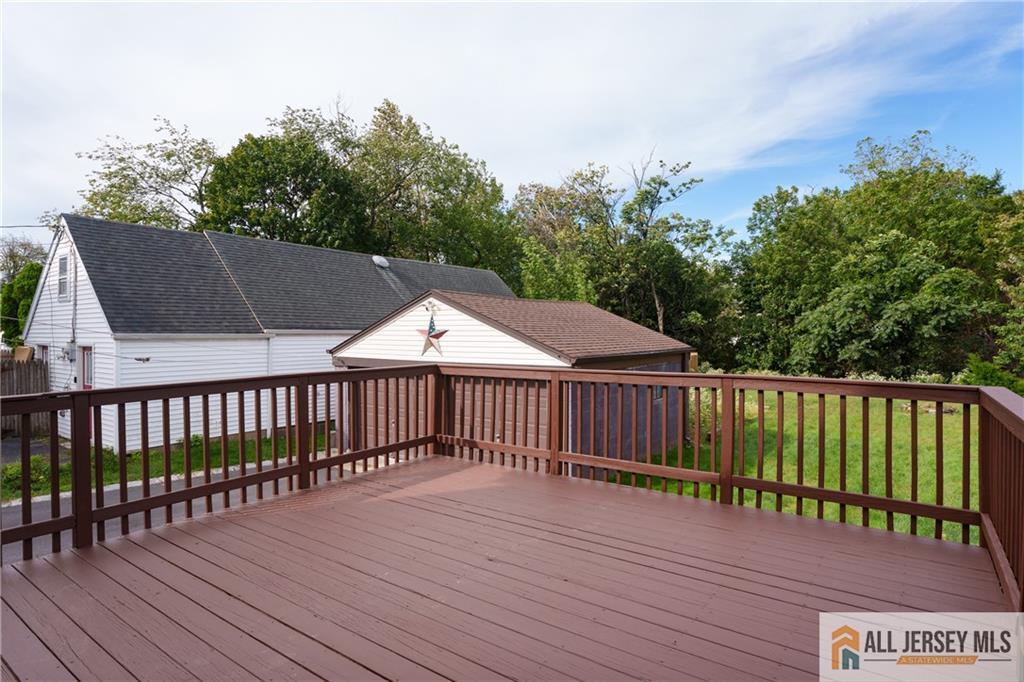 12 Fox Road Edison NJ 08817