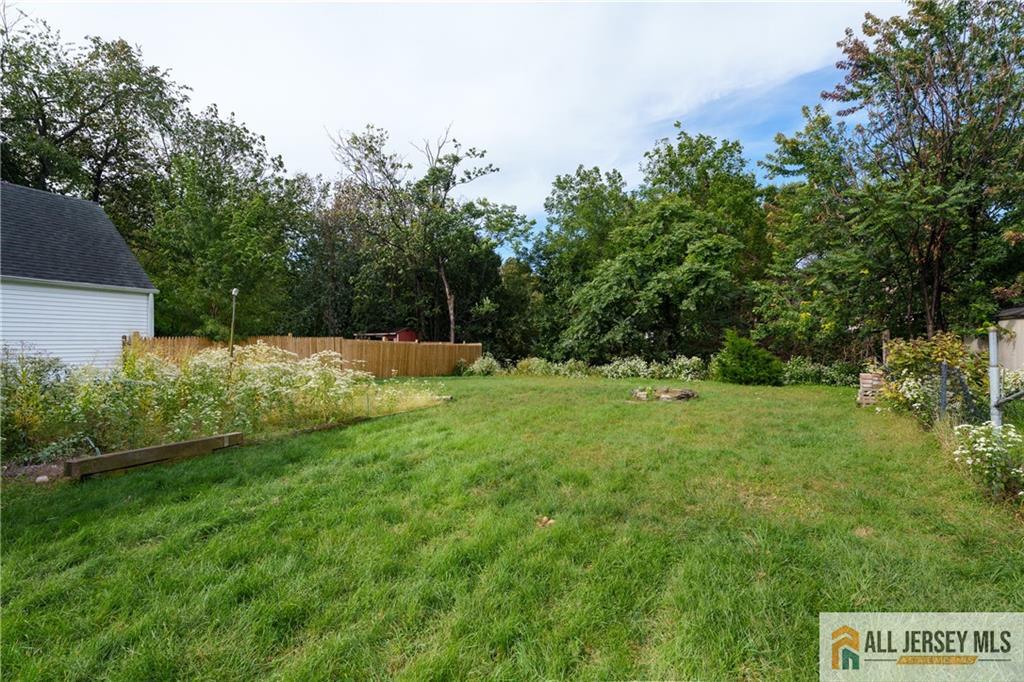 12 Fox Road Edison NJ 08817