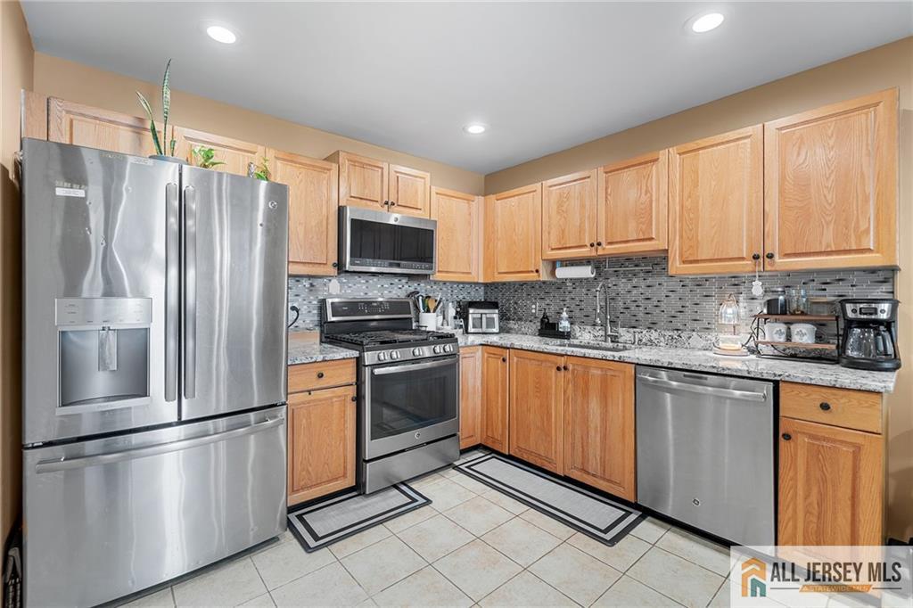 364 Bowler Court Piscataway NJ 08854