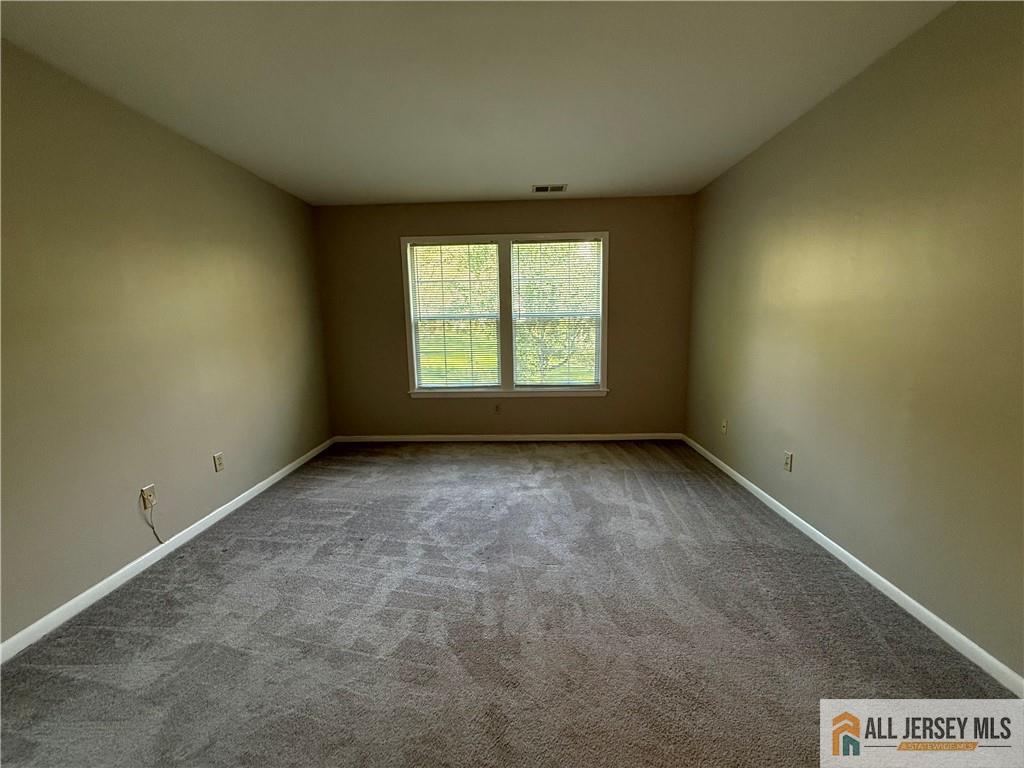 112 Lowell Court West Windsor NJ 08540