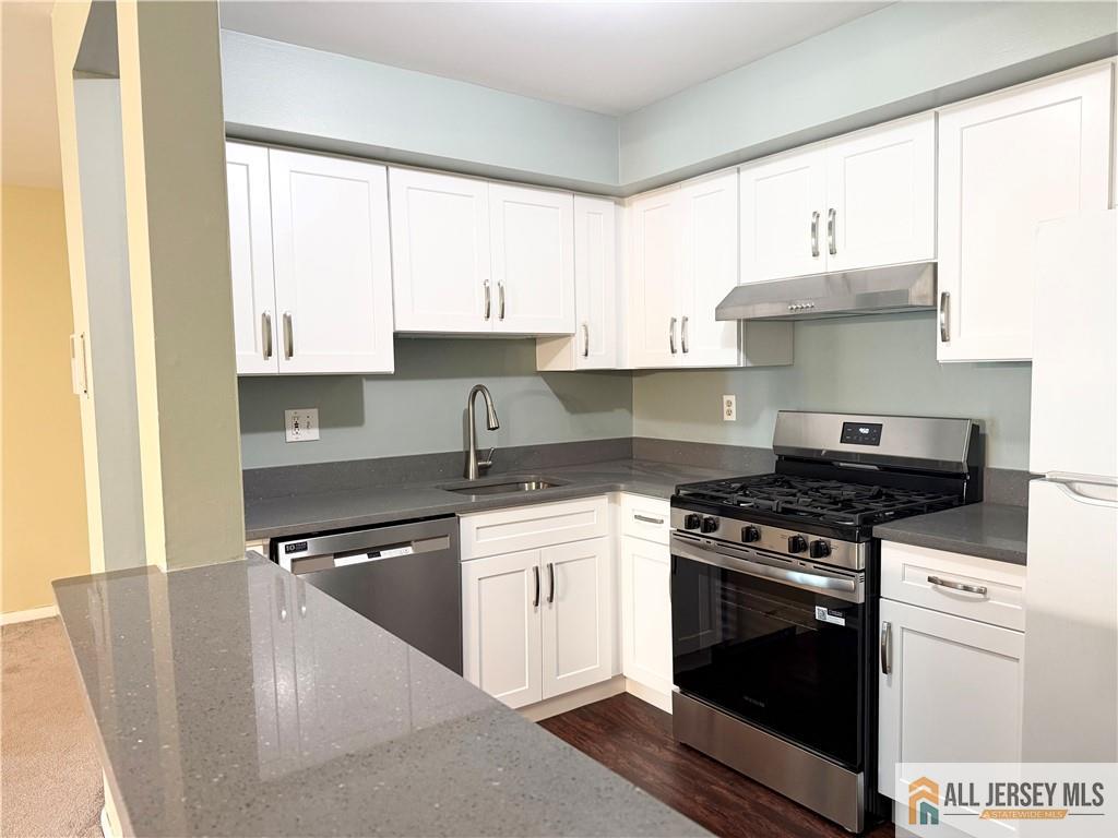 112 Lowell Court West Windsor NJ 08540