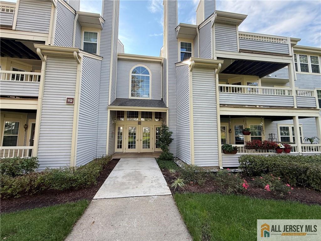 112 Lowell Court West Windsor NJ 08540