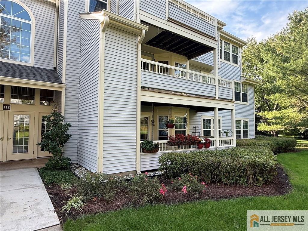 112 Lowell Court West Windsor NJ 08540
