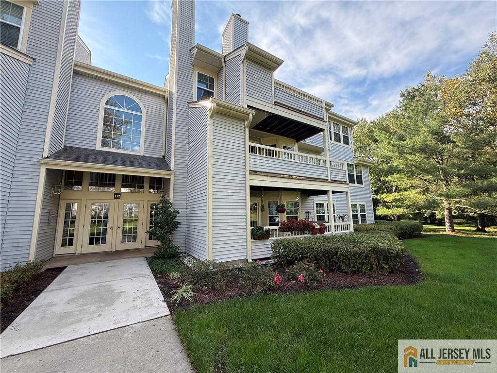 112 Lowell Court West Windsor NJ 08540