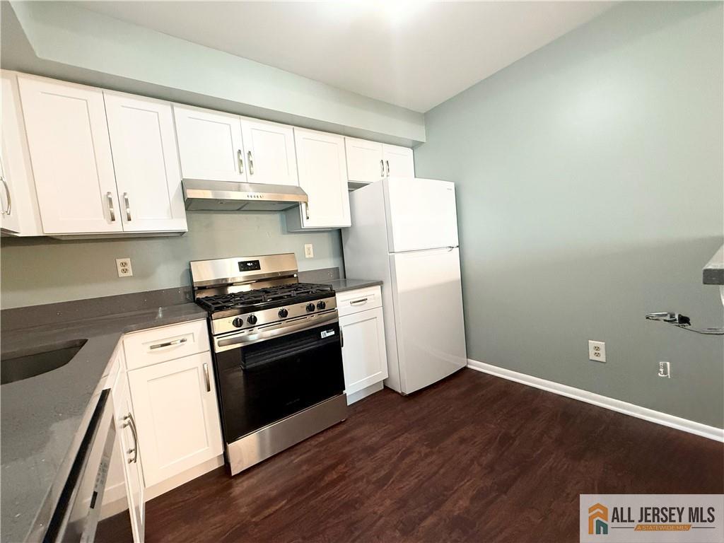 112 Lowell Court West Windsor NJ 08540