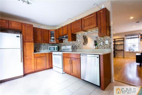 123 Pear Tree Lane Franklin NJ 08823