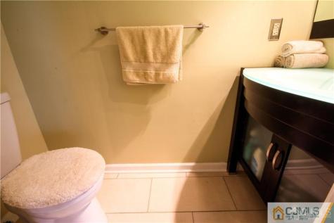 123 Pear Tree Lane Franklin NJ 08823