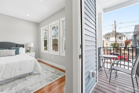 212 Montgomery Street Highland Park NJ 08904