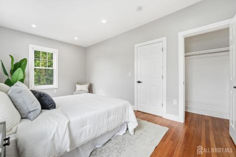 212 Montgomery Street Highland Park NJ 08904