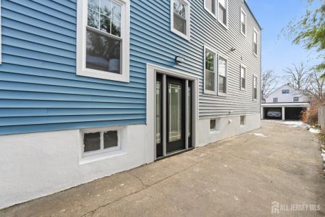 212 Montgomery Street Highland Park NJ 08904