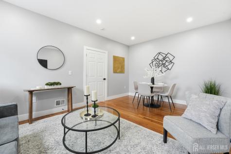 212 Montgomery Street Highland Park NJ 08904