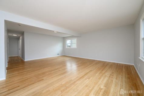 796 Inman Avenue Colonia NJ 07067