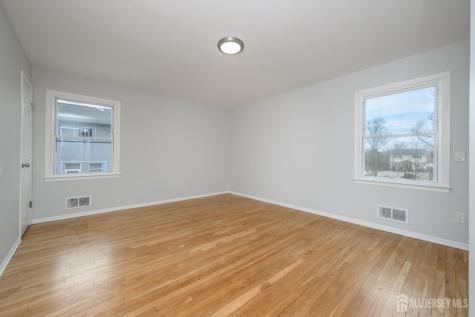 796 Inman Avenue Colonia NJ 07067