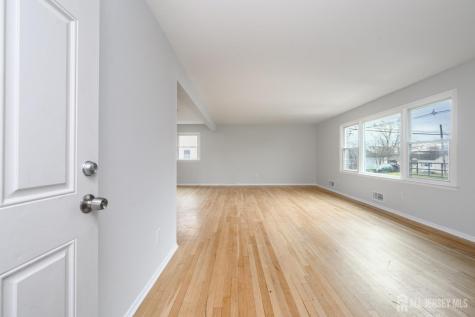 796 Inman Avenue Colonia NJ 07067