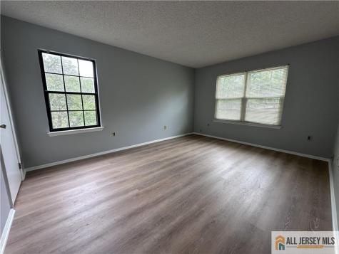 48 Crabapple Lane Franklin NJ 08823