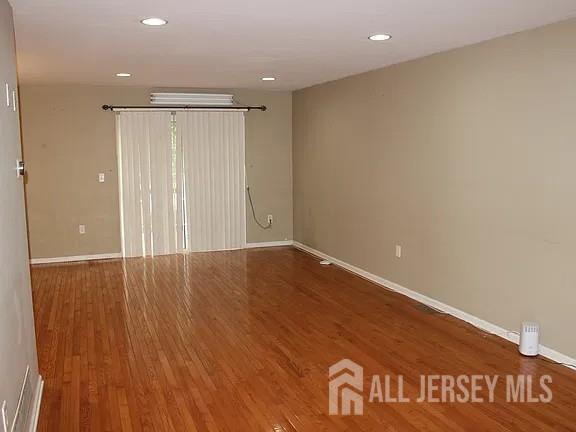 18 Linda Court Old Bridge NJ 08879