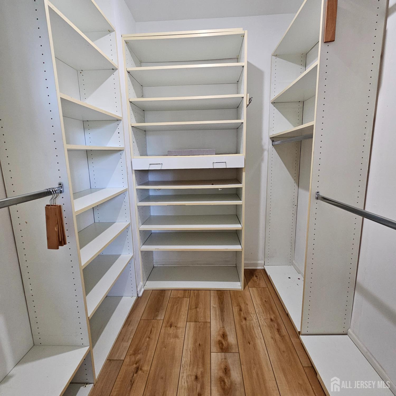 503 Brokaw Court Bridgewater NJ 08807