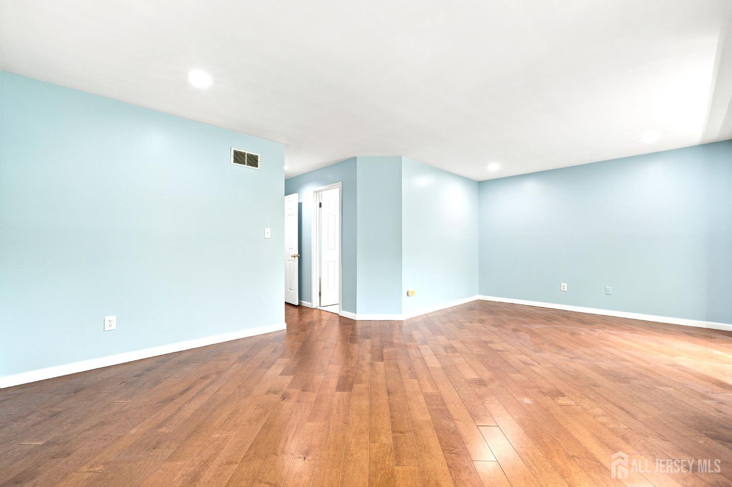 350 Greenfield Road Bridgewater NJ 08807