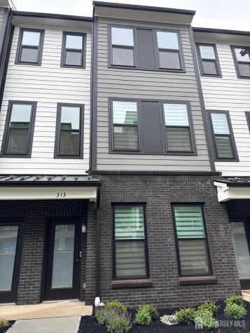 313 Sadie Circle New Brunswick NJ 08901