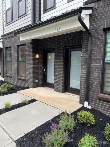 313 Sadie Circle New Brunswick NJ 08901