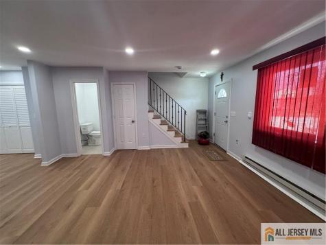 33 Mercer Street Carteret NJ 07008