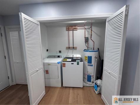 33 Mercer Street Carteret NJ 07008