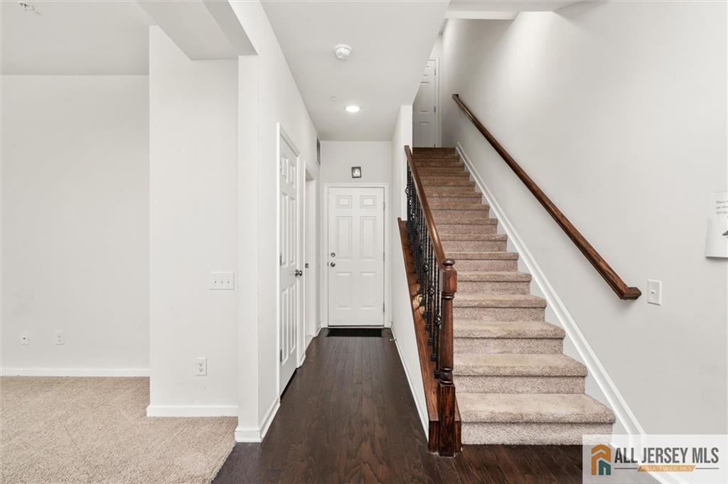 21 Green Street North Brunswick NJ 08902