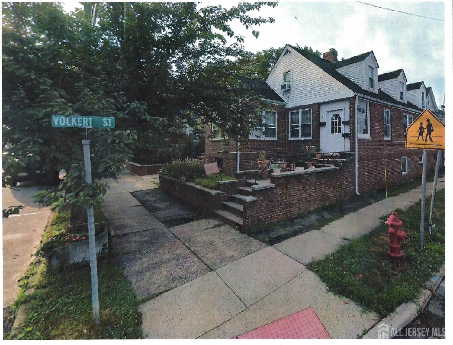 82 Woodbridge Avenue Highland Park NJ 08904