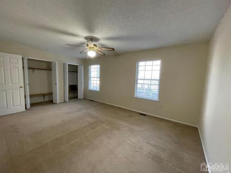 401 Hadleigh Lane North Brunswick NJ 08902
