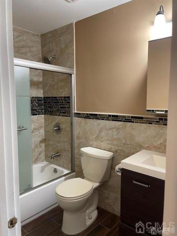 401 Hadleigh Lane North Brunswick NJ 08902