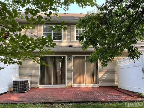 401 Hadleigh Lane North Brunswick NJ 08902
