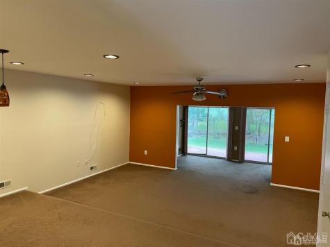 401 Hadleigh Lane North Brunswick NJ 08902