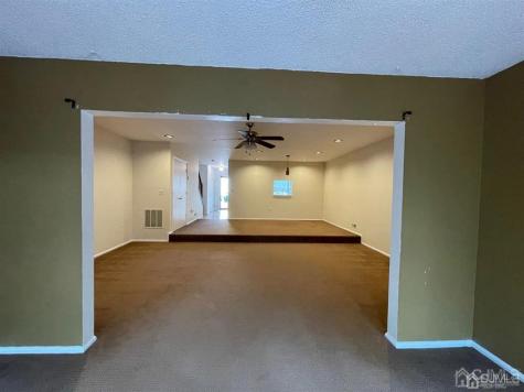 401 Hadleigh Lane North Brunswick NJ 08902
