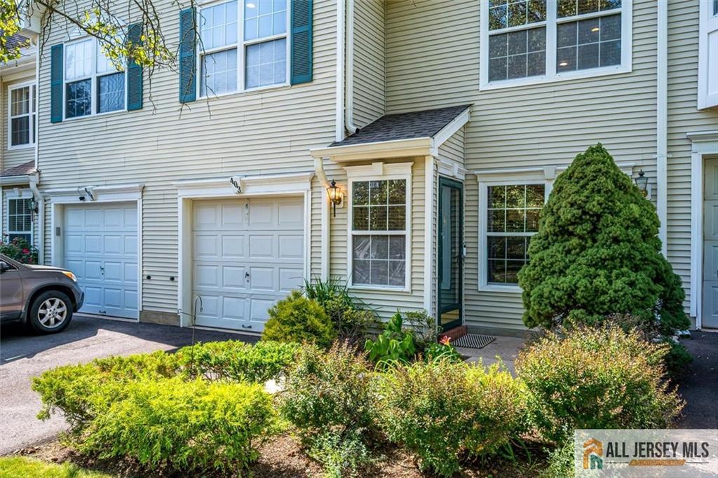 403 Somerset Court South Brunswick NJ 08540