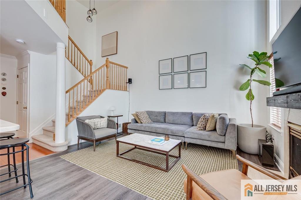 403 Somerset Court South Brunswick NJ 08540