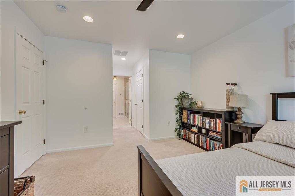 403 Somerset Court South Brunswick NJ 08540