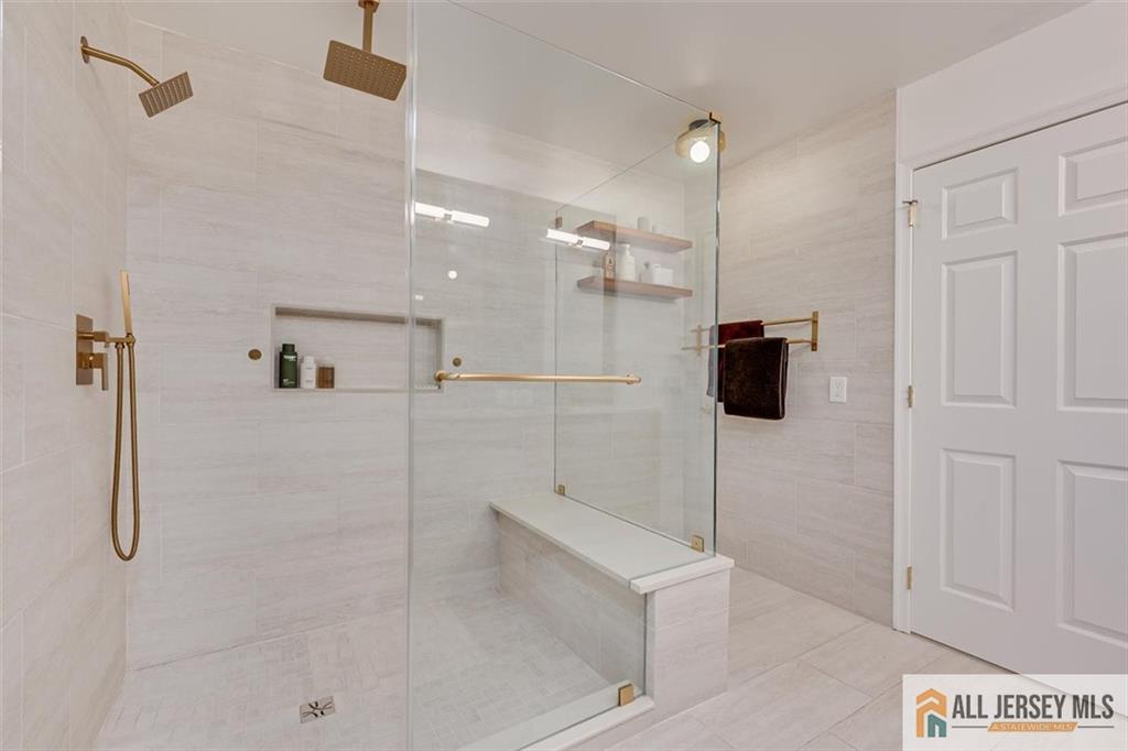 403 Somerset Court South Brunswick NJ 08540