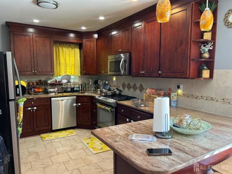 869 Gates Avenue Piscataway NJ 08854